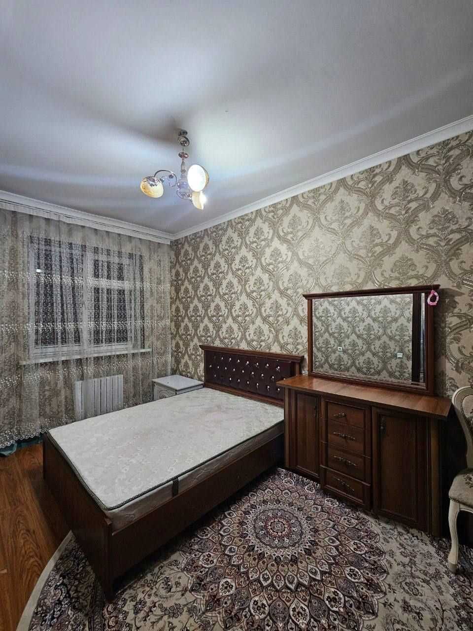 Мегапланет йонида арзон квартира бор